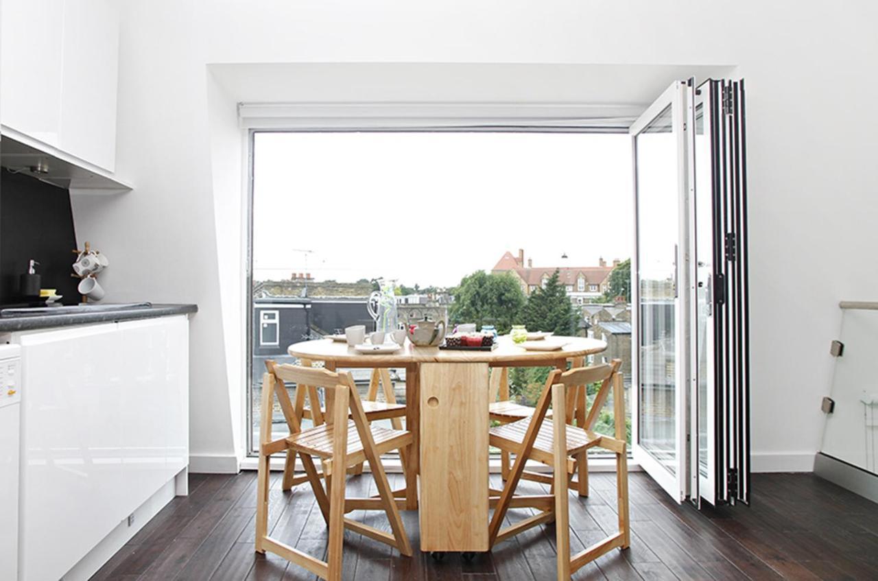 Apartament Lets - I5 Londra
